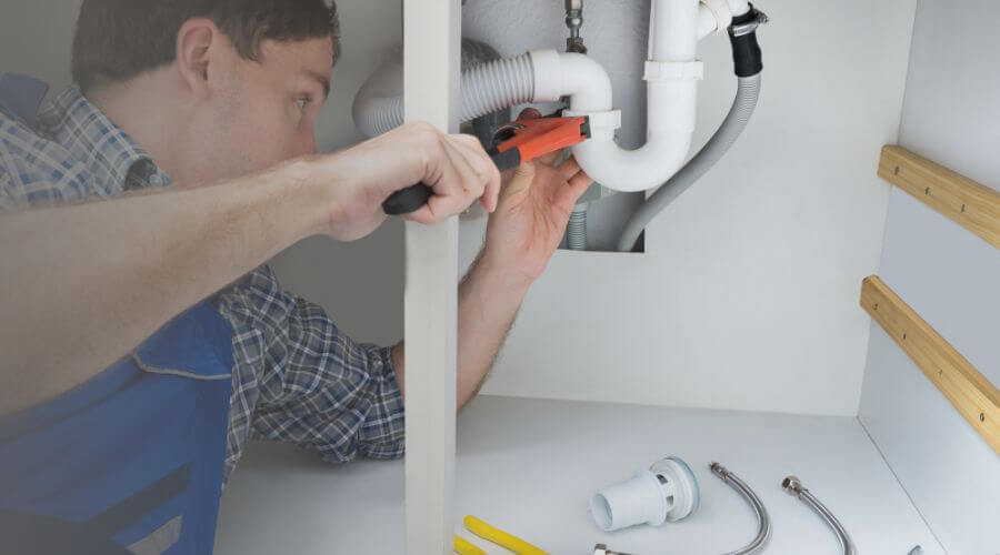 Professional clogged toilet repair in Ewing, MO